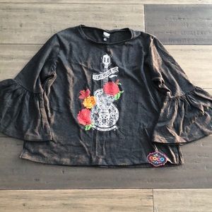 Juniors Coco bell sleeve top XL